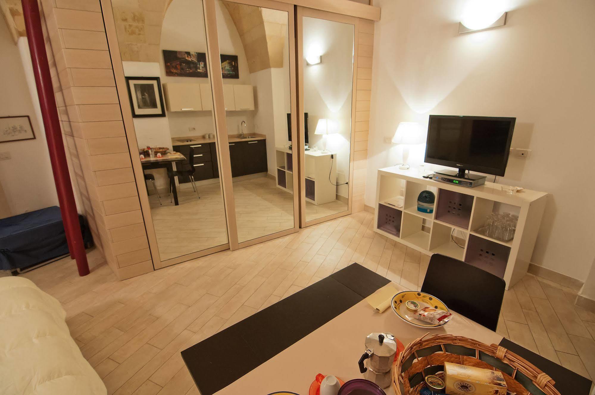 Tito Schipa B&B Лечче Экстерьер фото